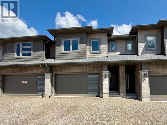 House for sale in Tillsonburg, Ontario