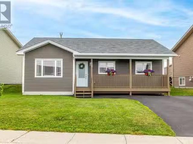 House for sale in Mount Pearl