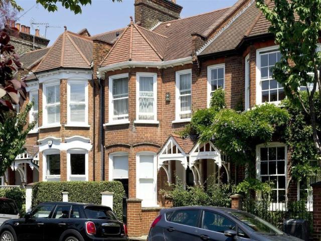 House for rent in Silchester Estate, Greater London