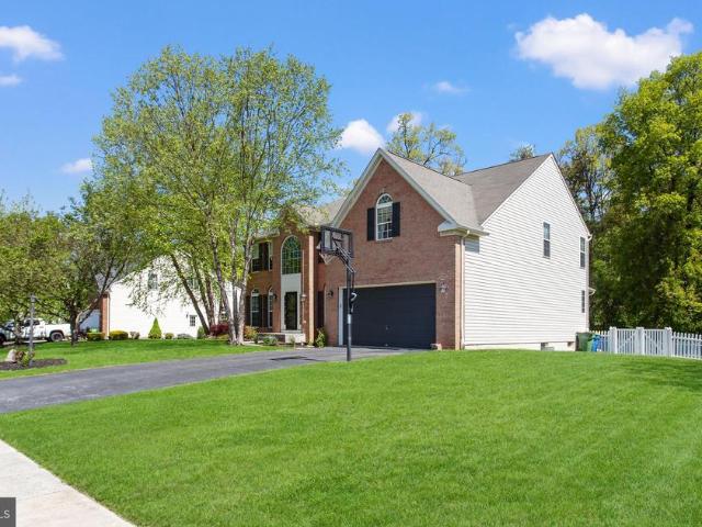 House for sale in Glenville, Pennsylvania