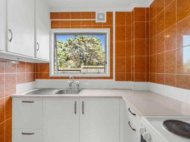 Townhouse for sale in Mount Roskill