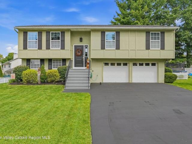 House for sale in Lake Katrine, Ulster County