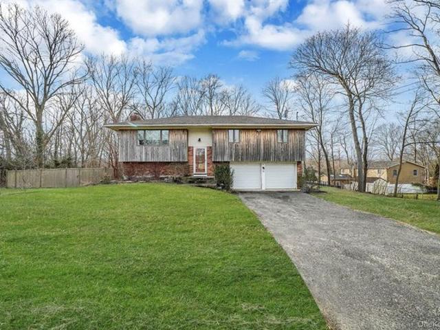 House for sale in Centereach, New York