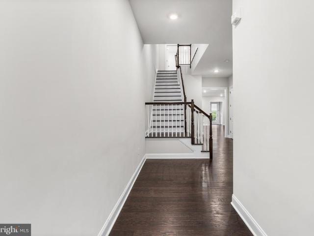 Townhouse for sale in The Gateway, Cranbury Township