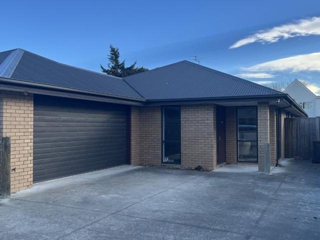 House for rent in Chaslands, Canterbury