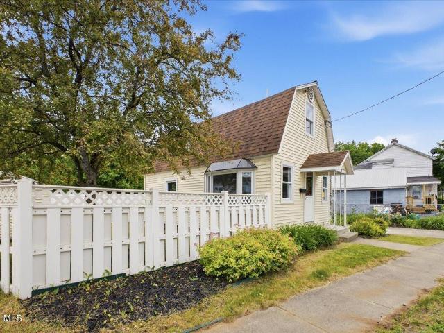 House for sale in Saratoga, New York