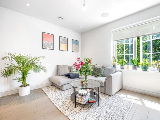 Apartment for rent in West Hampstead, Greater London