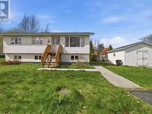 House for sale in Foxtrap, Newfoundland And Labrador