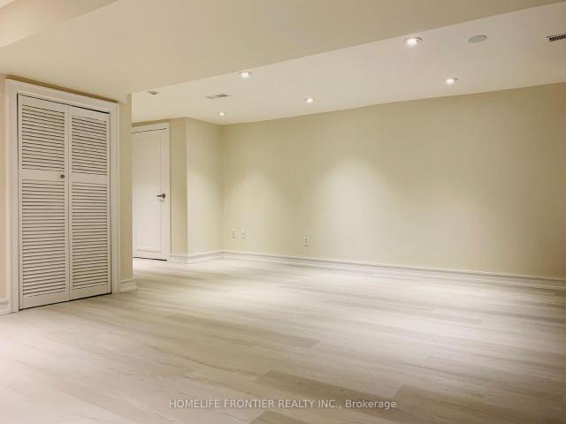 Townhouse for rent in Woburn, Ontario