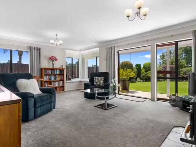 House for sale in Omokoroa, Bay Of Plenty