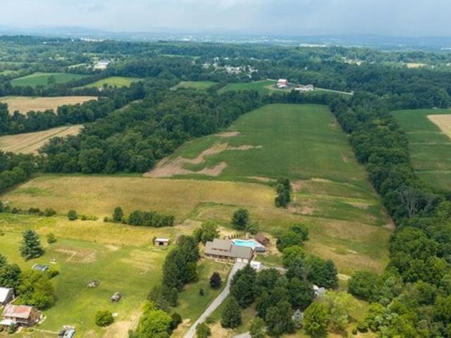 House for sale in East Berlin, Pennsylvania