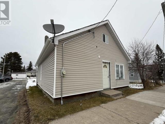 House for sale in Sioux Lookout, Ontario
