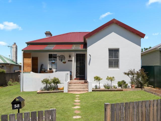 House for rent in Brisbane Grove, New South Wales