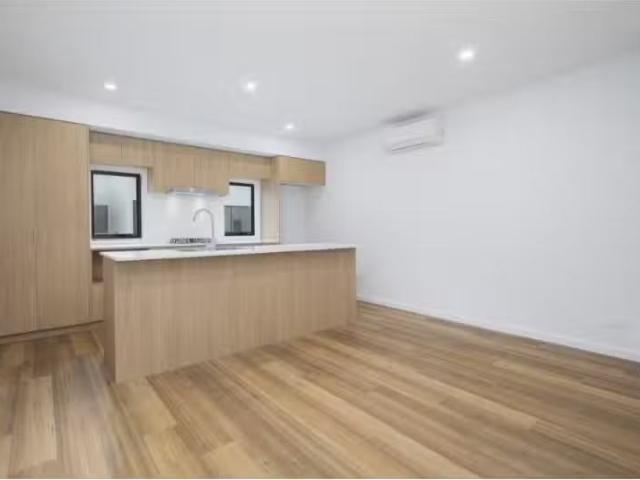 Condo for rent in Newcastle, Newcastle-Maitland