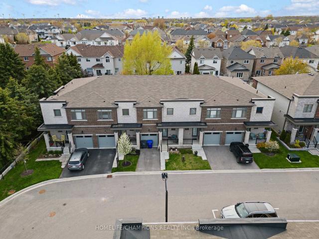 Townhouse for sale in Woburn, Ontario