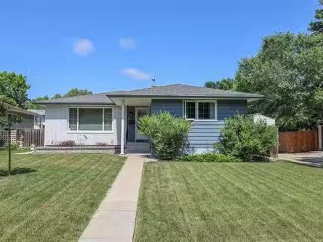 House for sale in East St. Paul, Manitoba