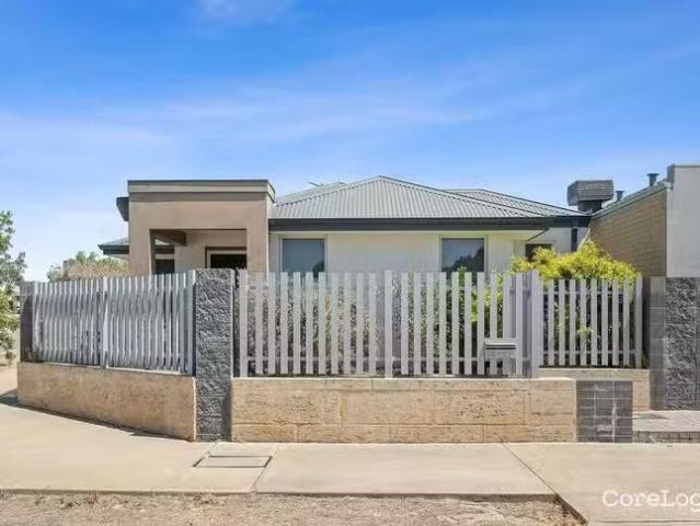 House for rent in Golden Bay, Western Australia