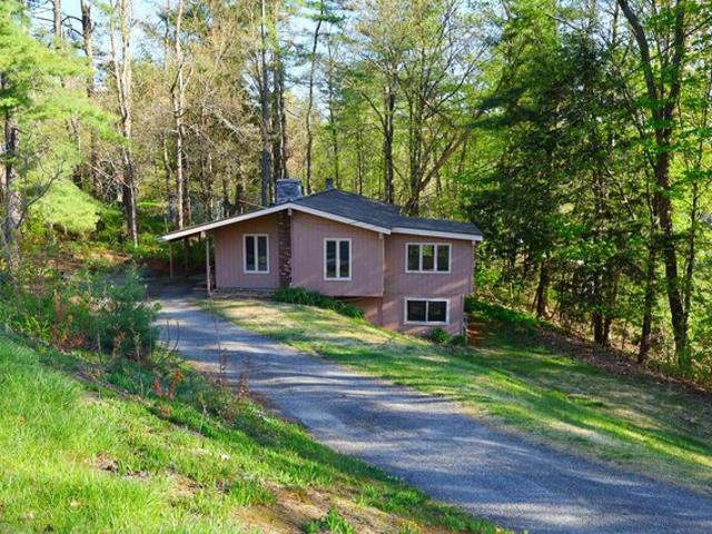 House for sale in Plantsville, Vermont