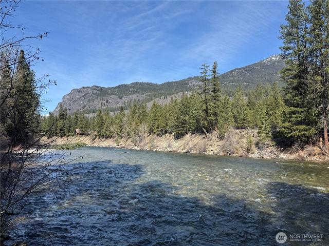 Land for sale in Mazama, Washington