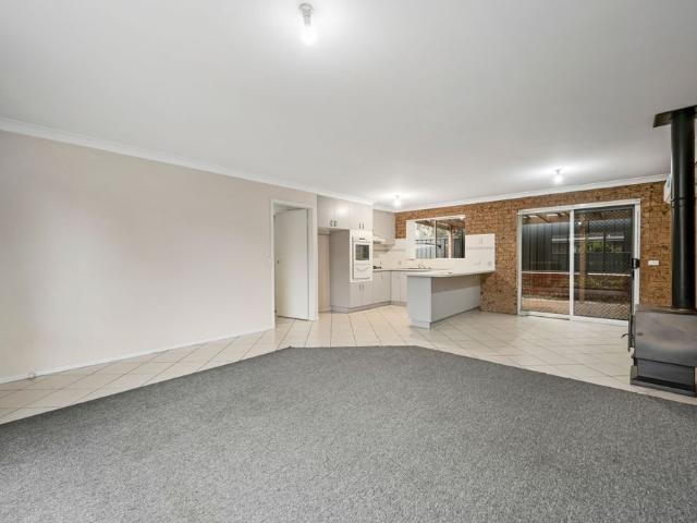 Townhouse for rent in Queanbeyan, New South Wales