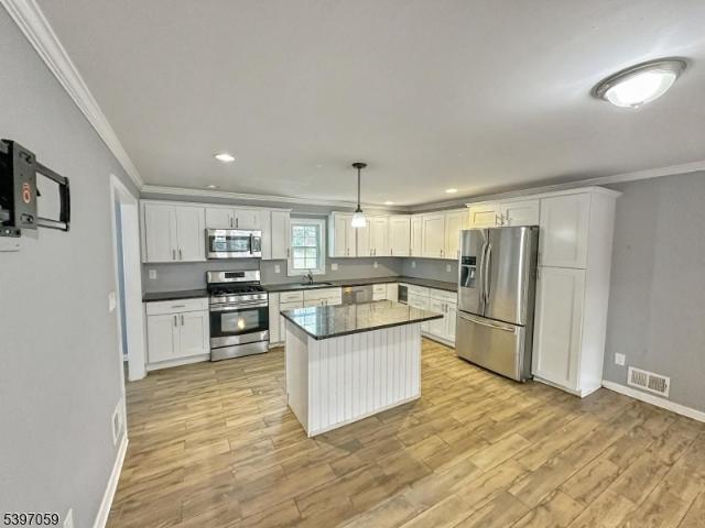 House for sale in Clark, New Jersey