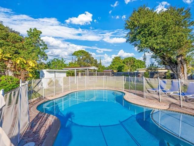 House for sale in West Park, Florida
