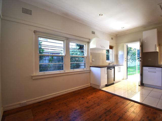 House for rent in Mascot