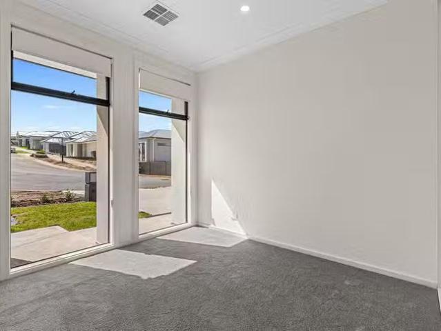 House for rent in Port Kennedy, Western Australia