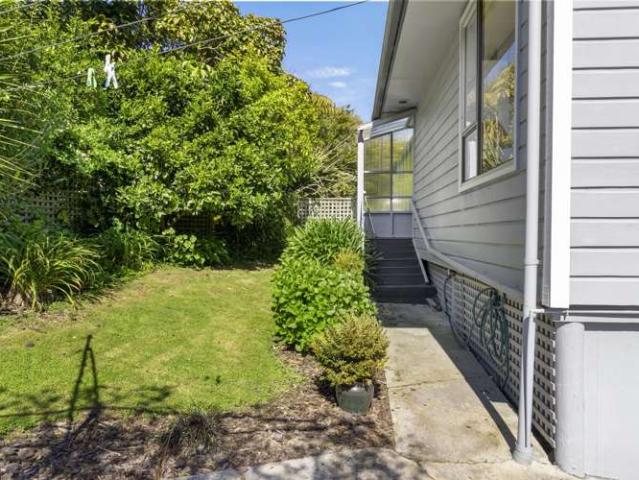 House for sale in Waikawa, Picton