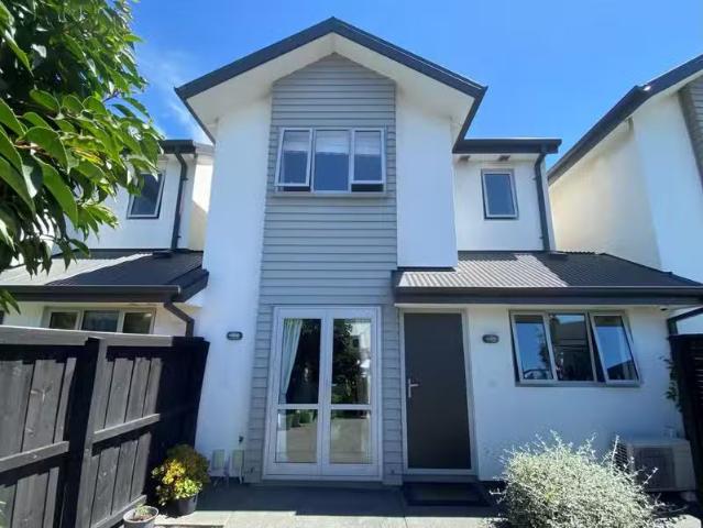House for rent in Chaslands, Canterbury