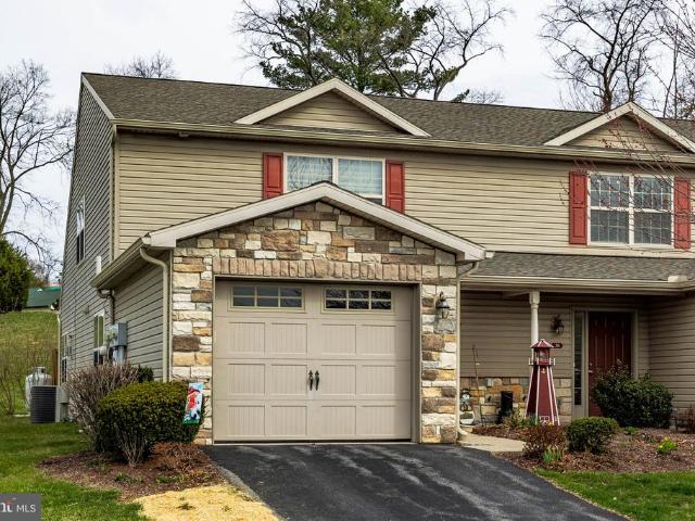 Townhouse for sale in Hummels Wharf, Pennsylvania