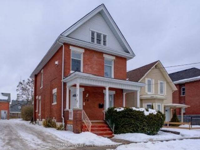 Duplex for sale in Brant, Ontario
