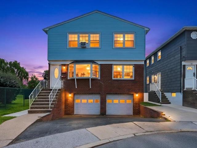 House for sale in Hudson, New Jersey