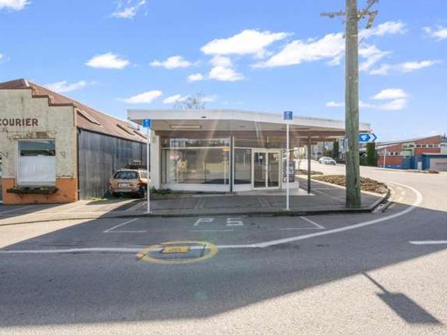 House for sale in Otakou