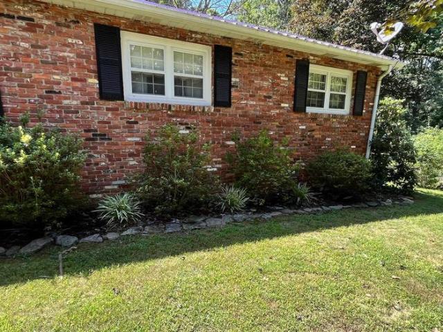 House for sale in Hardy, West Virginia