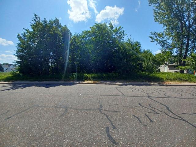Land for sale in North Branch, Minnesota