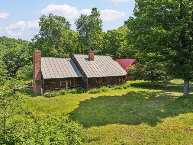 House for sale in Strafford, Vermont