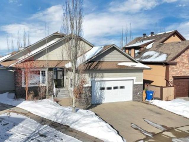 House for sale in Alberta