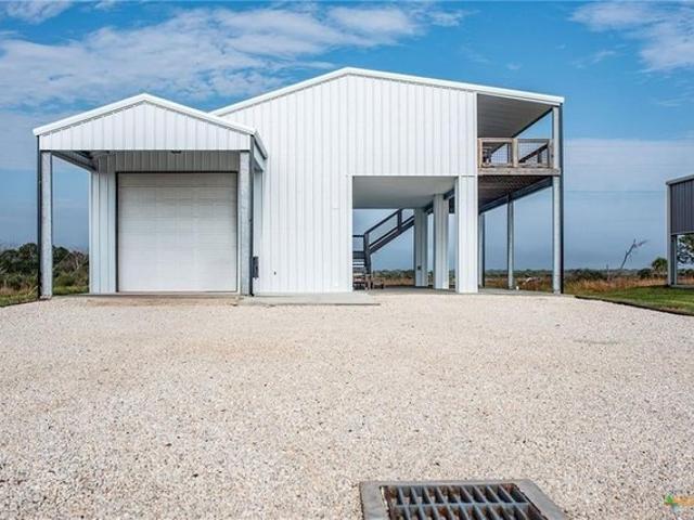 House for sale in Calhoun, Texas