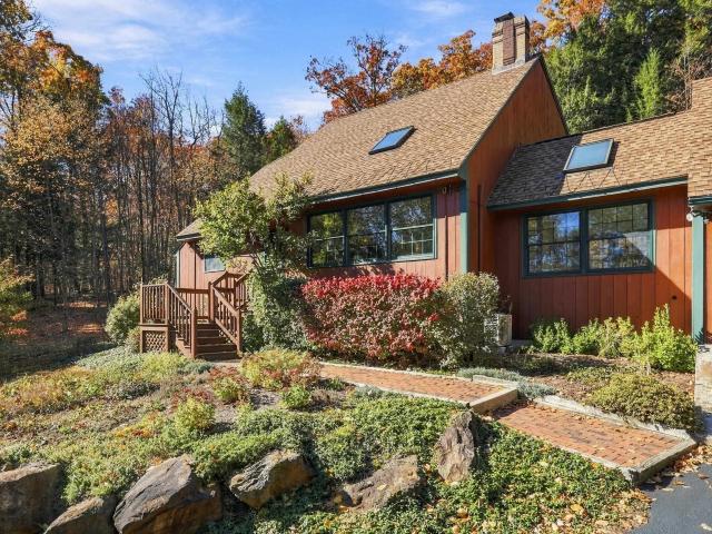 House for sale in Deerfield, Rockingham County