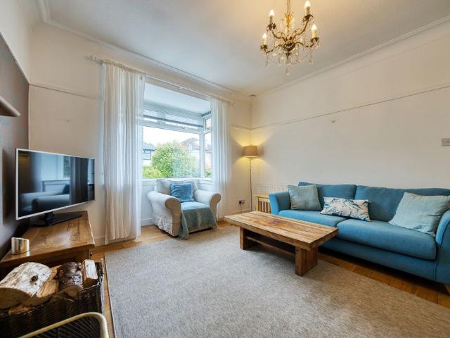 House for rent in Bearsden, Scotland