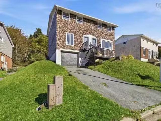 House for sale in Woodlawn, Dartmouth