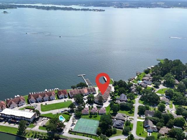 Townhouse for sale in Conroe, Texas