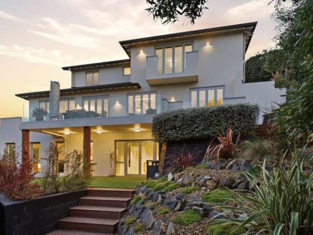 House for sale in Chaslands, Canterbury