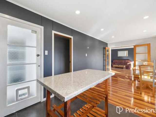 House for sale in Days Bay, Wellington