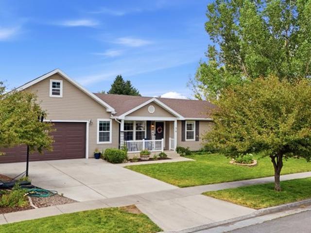House for sale in Cache, Utah