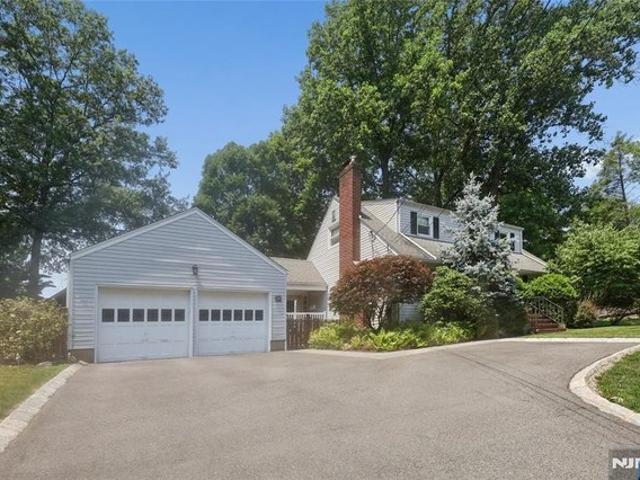 House for sale in Haworth, New Jersey