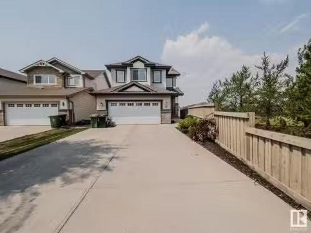 House for sale in Fort Saskatchewan, Alberta