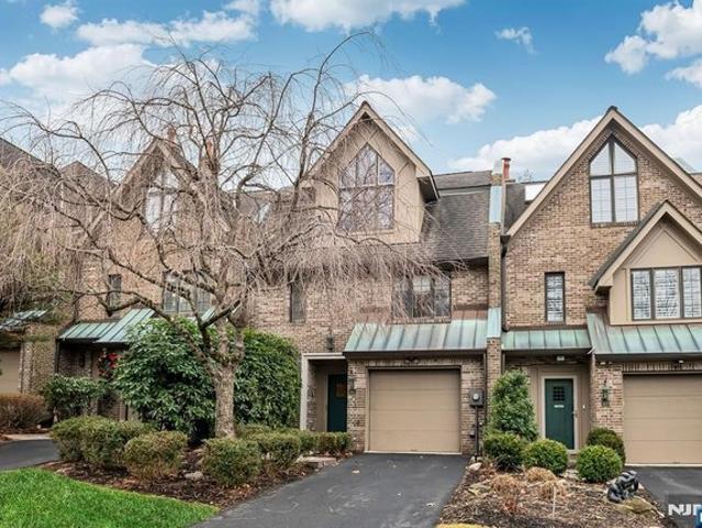 Townhouse for sale in Park Ridge, New Jersey