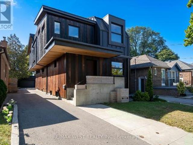 House for sale in Etobicoke—Lakeshore, Toronto